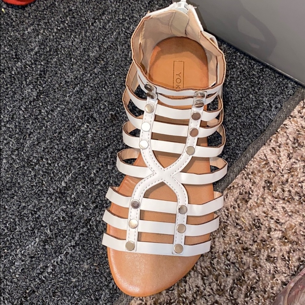 Yoki gladiator flat sandals